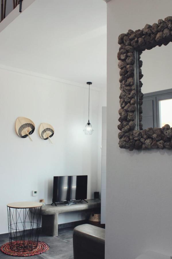 Aeron Suites Exo Gonia Bagian luar foto