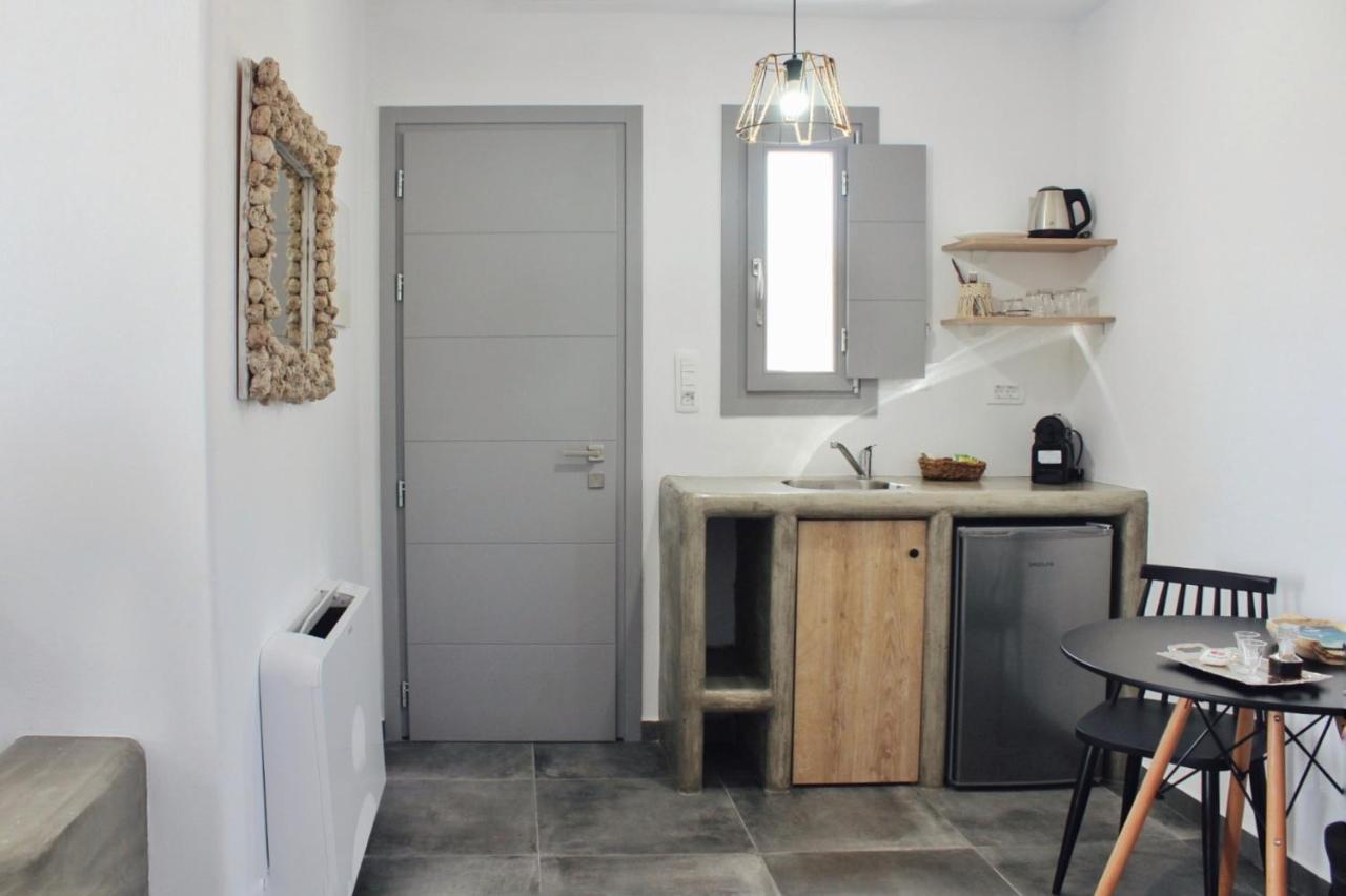 Aeron Suites Exo Gonia Bagian luar foto