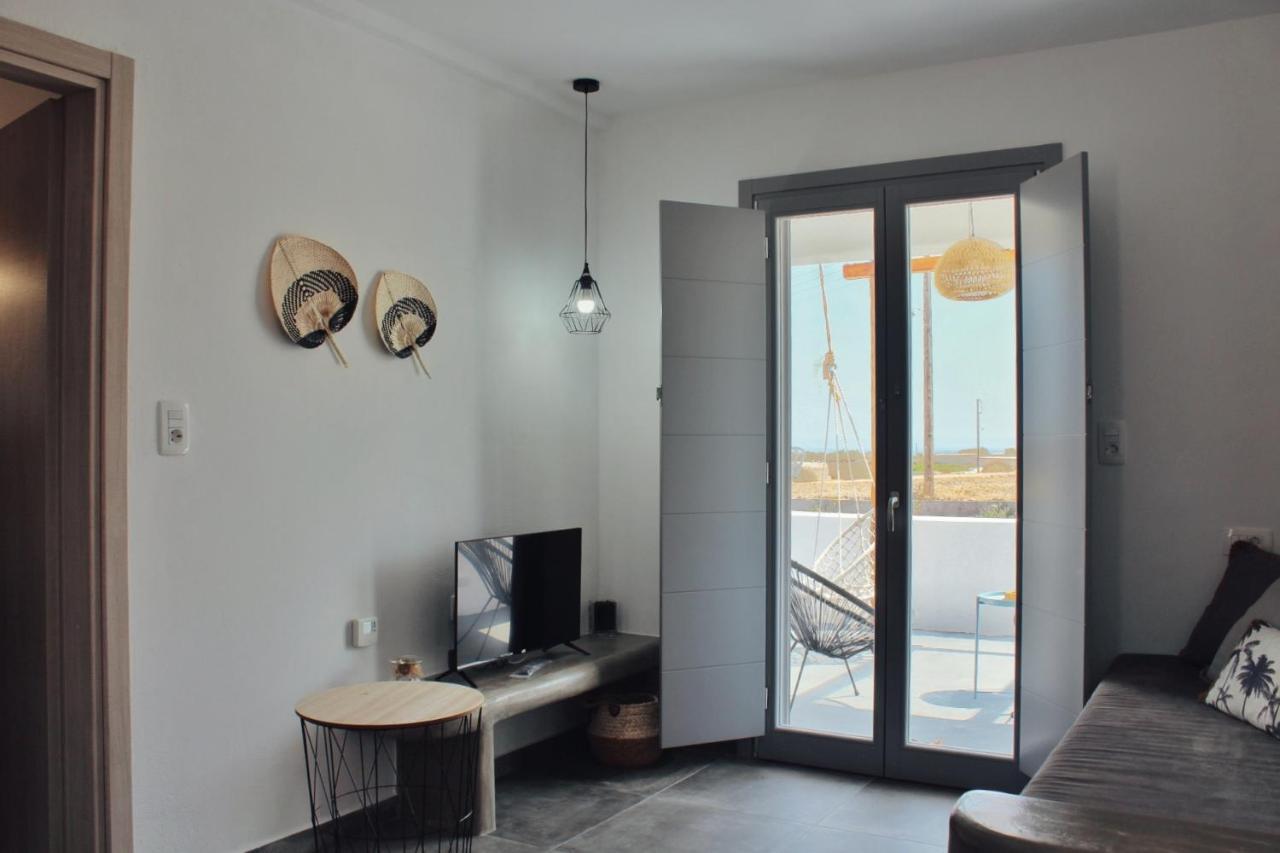 Aeron Suites Exo Gonia Bagian luar foto