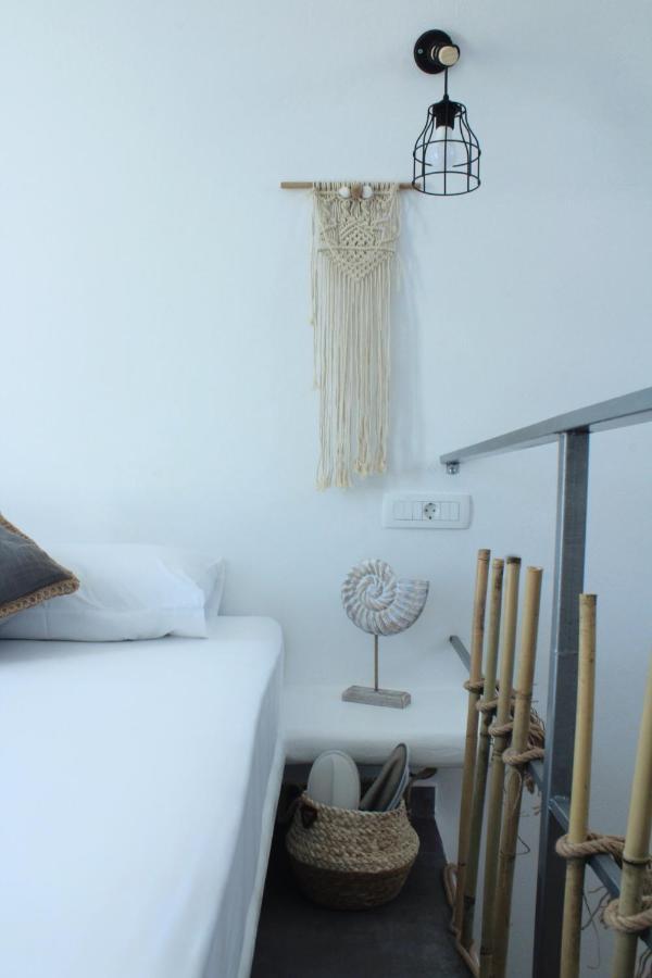 Aeron Suites Exo Gonia Bagian luar foto