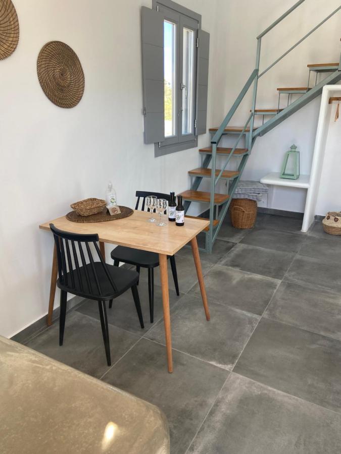 Aeron Suites Exo Gonia Bagian luar foto