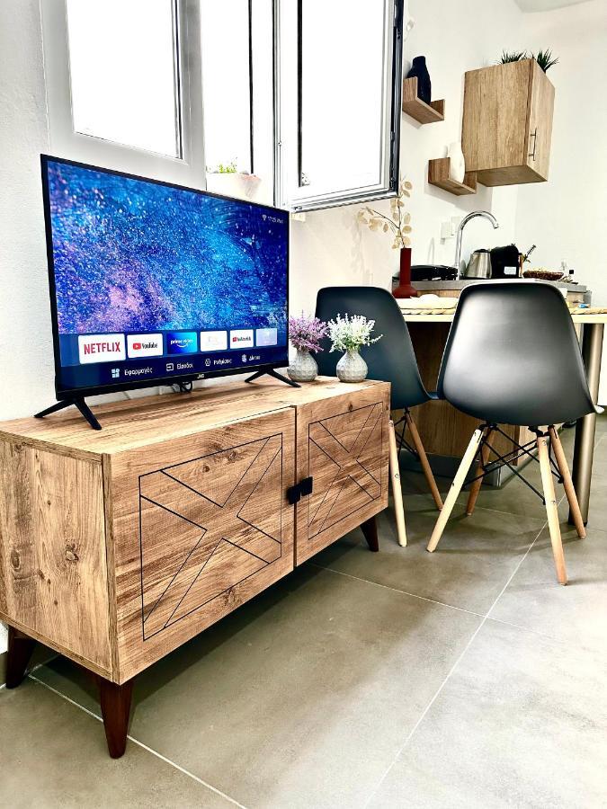 Aeron Suites Exo Gonia Bagian luar foto