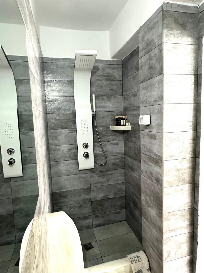 Aeron Suites Exo Gonia Bagian luar foto